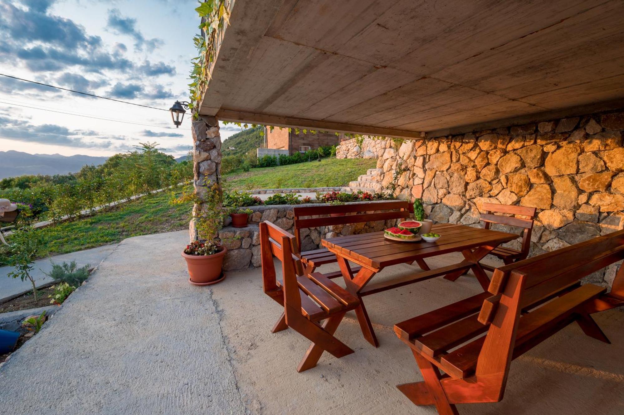 Apartment Macic Dub II Kotor Exterior foto